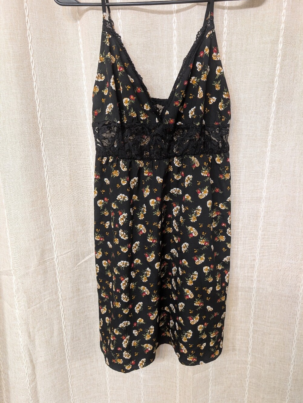 Black Floral Lace-Trim Sleep Chemise - Women